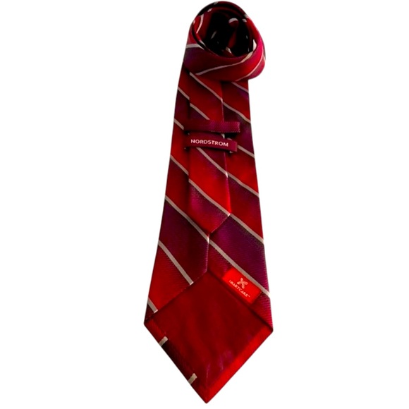 EUC NORDSTROM Tie, 100% Silk, Geometric, Stripes, Smartcare, Made in Italy - Picture 1 of 7